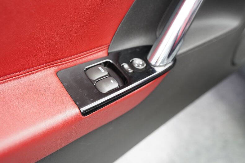 2007 Saturn SKY Red Line
