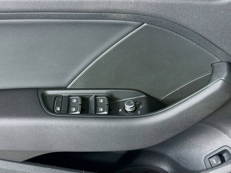 2019 Audi A3 Premium Plus 40 TFSI