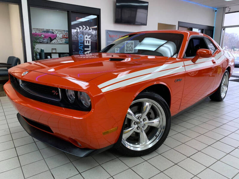 2010 Dodge Challenger R/T's photo