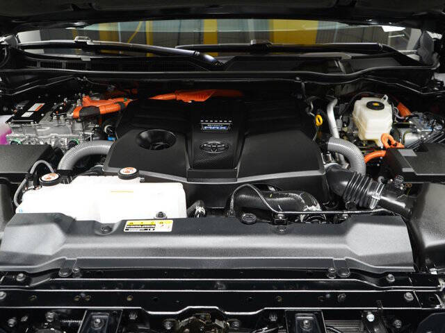 2025 Toyota Sequoia Platinum