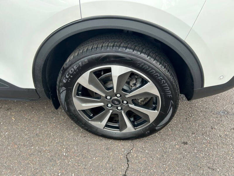 2023 Ford Escape Platinum