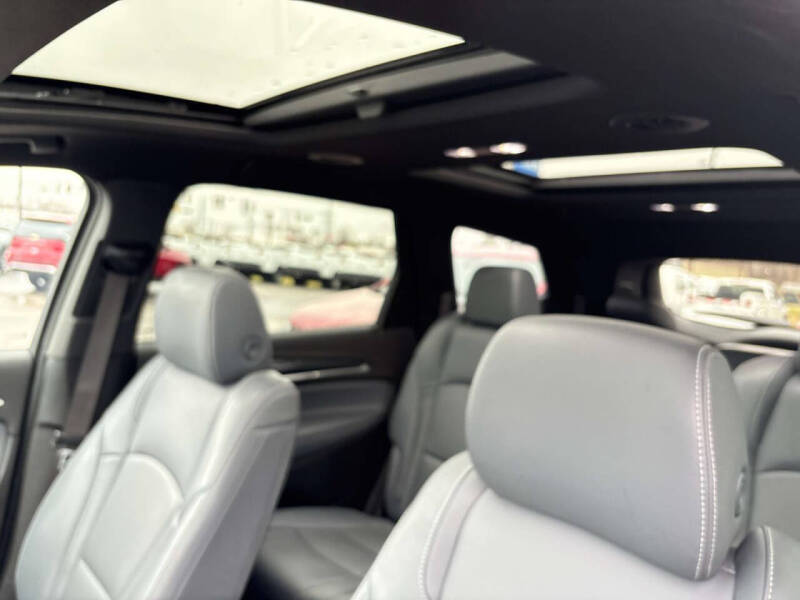 2024 Buick Enclave Essence
