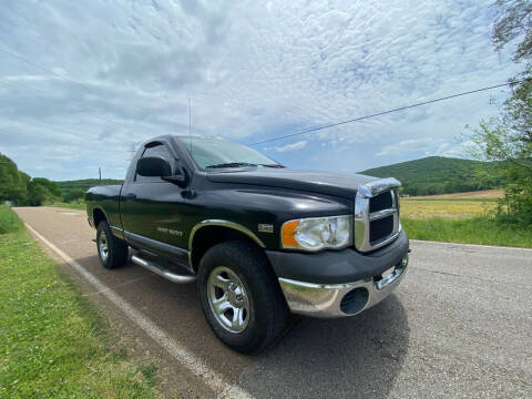 2004 Dodge Ram Pickup 1500 for sale at Tennessee Valley Wholesale Autos LLC in Huntsville AL