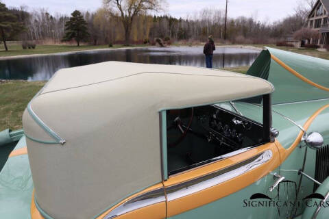 1933 Auburn 1250 Salon Cabriolet