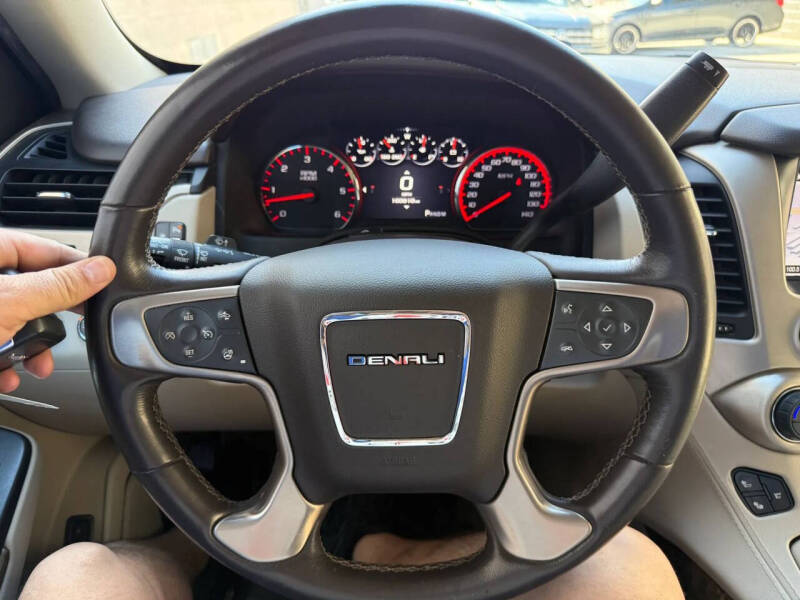 2016 GMC Yukon Denali