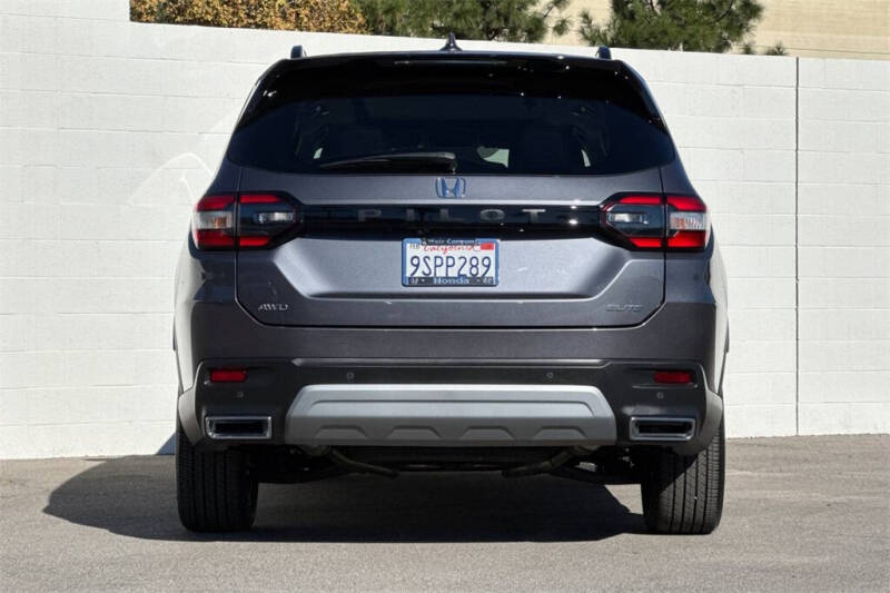 2025 Honda Pilot Elite