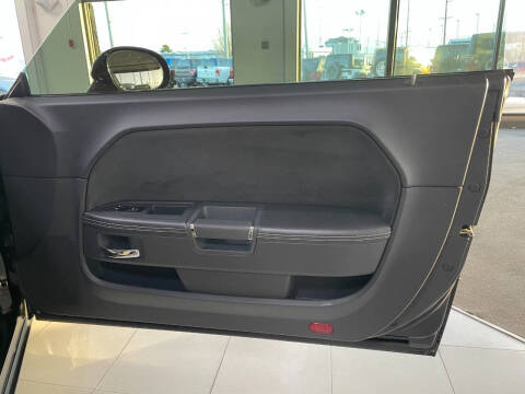 2009 Dodge Challenger SRT8