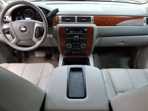 2012 Chevrolet Suburban LT