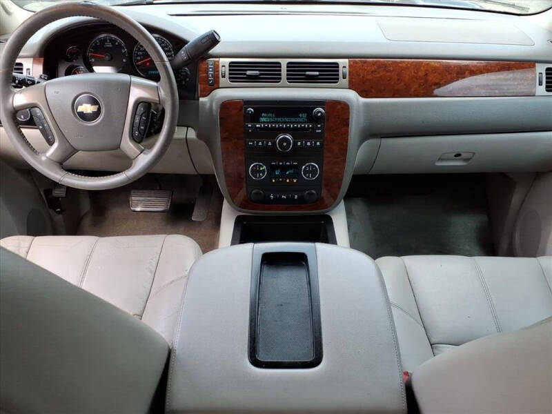 2012 Chevrolet Suburban LT