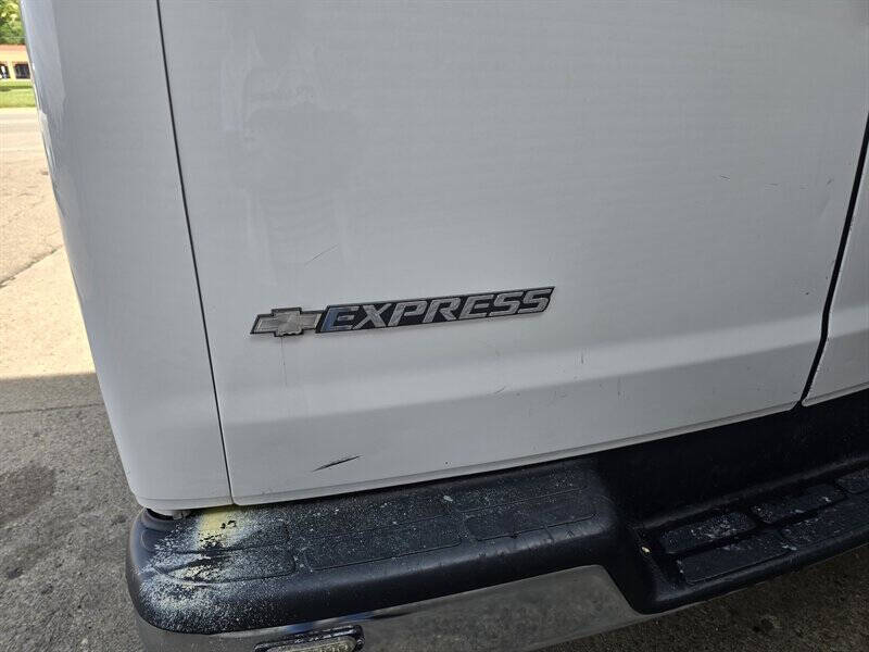 2019 Chevrolet Express 2500