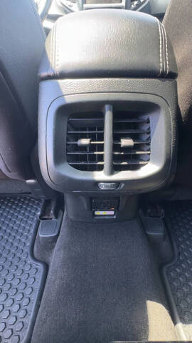 2015 Jeep Cherokee Altitude
