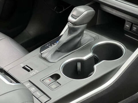 2020 Toyota Highlander Hybrid XLE