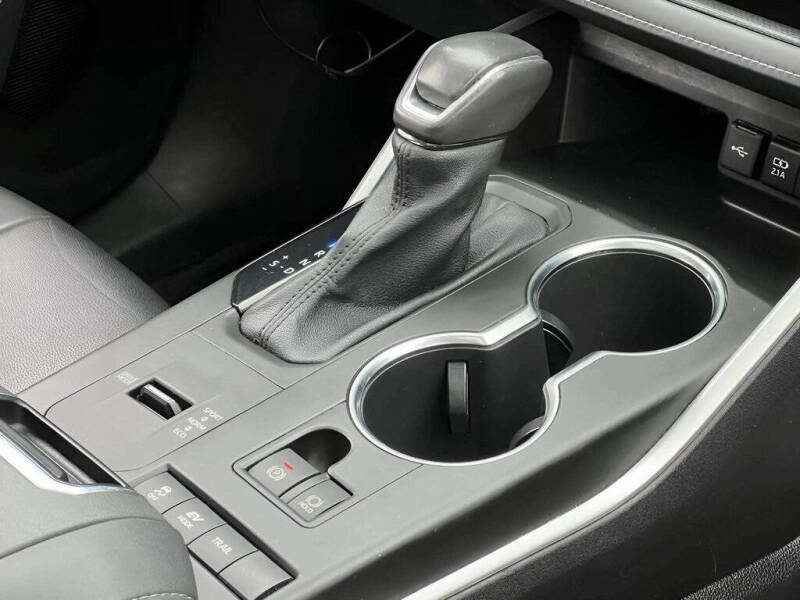 2020 Toyota Highlander Hybrid XLE