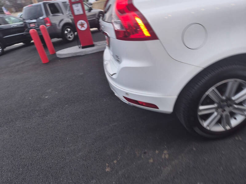 2016 Volvo XC60 T6 Drive-E Platinum