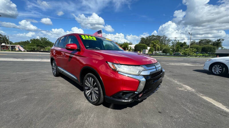 2019 Mitsubishi Outlander SE
