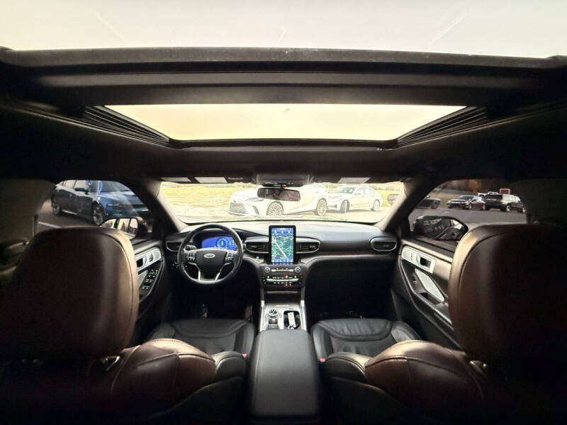 2020 Ford Explorer Platinum