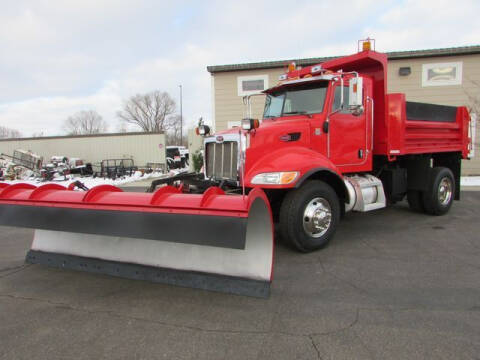 2005 Peterbilt 335