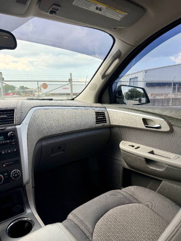 2012 Chevrolet Traverse LS