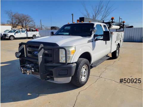 2011 Ford F-350 Super Duty for sale at CENTURY TRUCKS & VANS in Grand Prairie TX