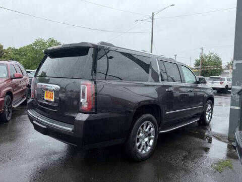 2017 GMC Yukon XL Denali