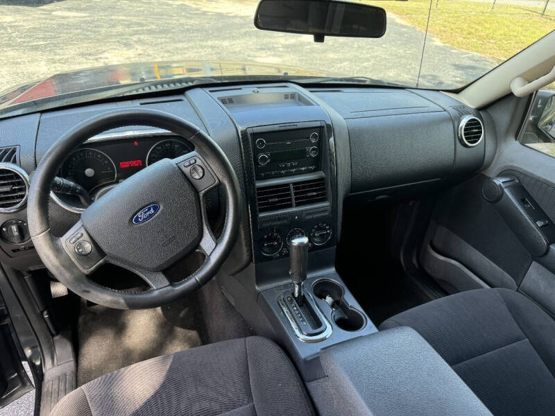 2010 Ford Explorer XLT