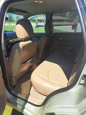 2005 Mazda Tribute s