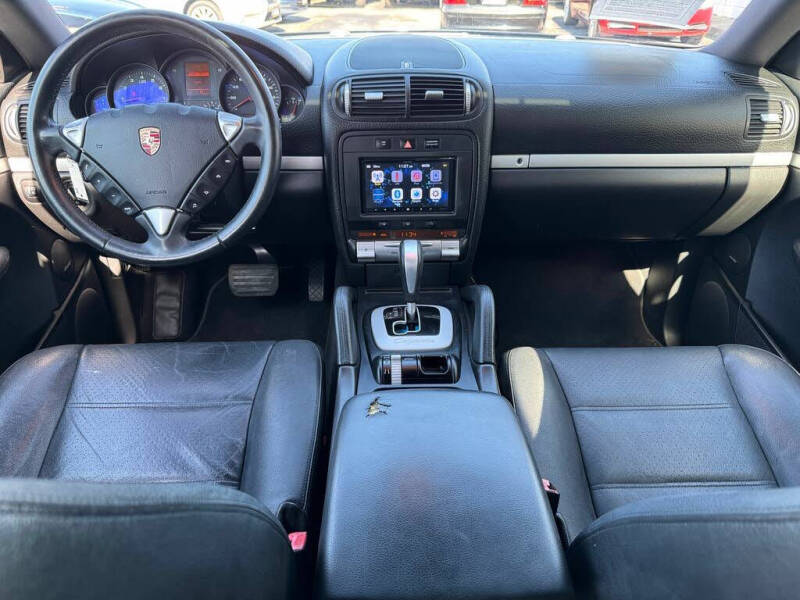 2010 Porsche Cayenne Tiptronic