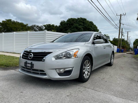 2015 Nissan Altima for sale at Motor Trendz Miami in Hollywood FL