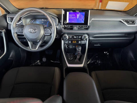 2024 Toyota RAV4 Prime SE