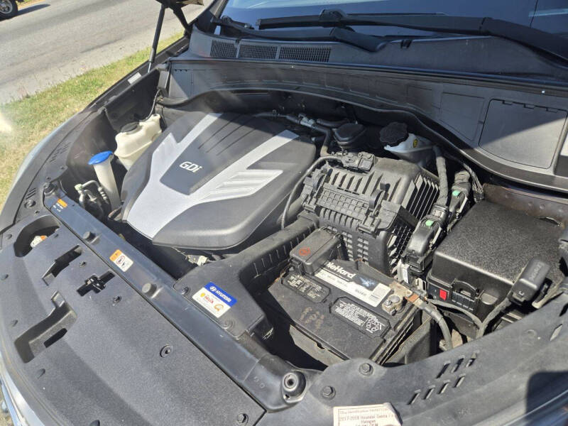 2017 Hyundai Santa Fe SE
