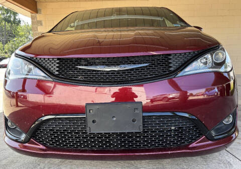 2018 Chrysler Pacifica Touring L Plus