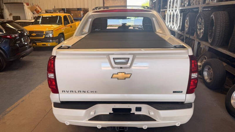 2012 Chevrolet Avalanche LTZ