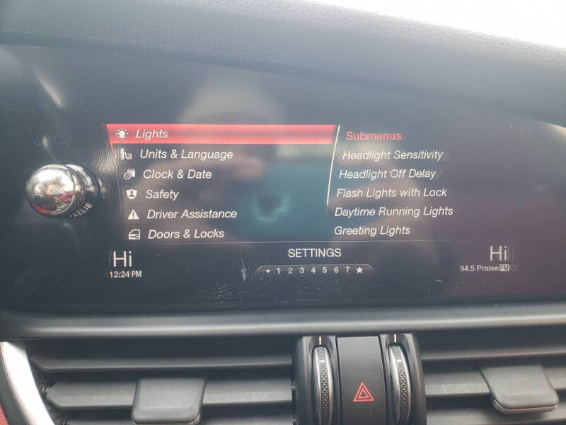 2017 Alfa Romeo Giulia Ti