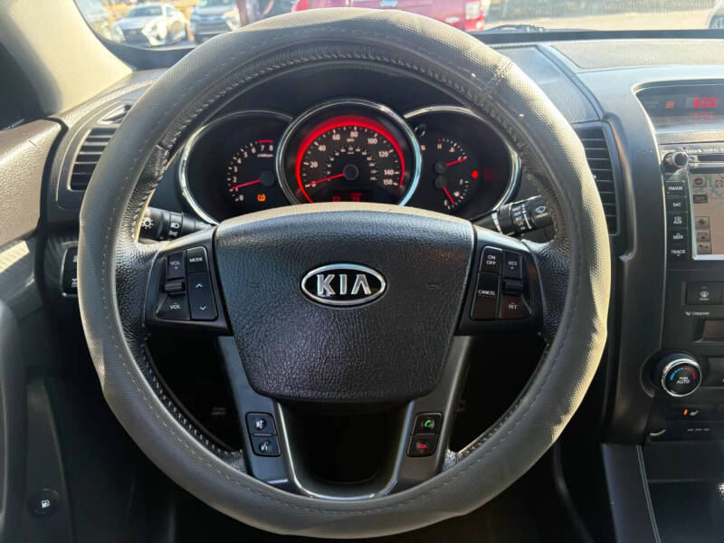 2011 Kia Sorento SX