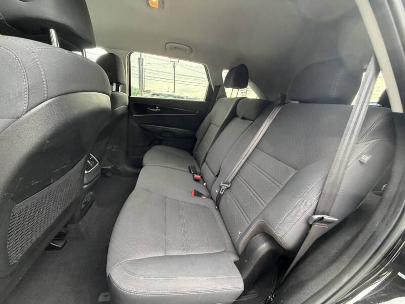 2017 Kia Sorento LX V6