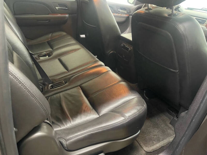 2014 Chevrolet Suburban LT