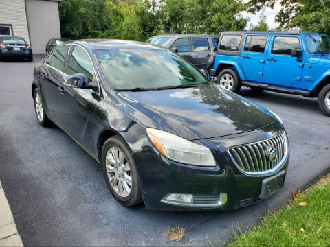 2012 Buick Regal for sale at Topham Automotive Inc. in Middleboro MA