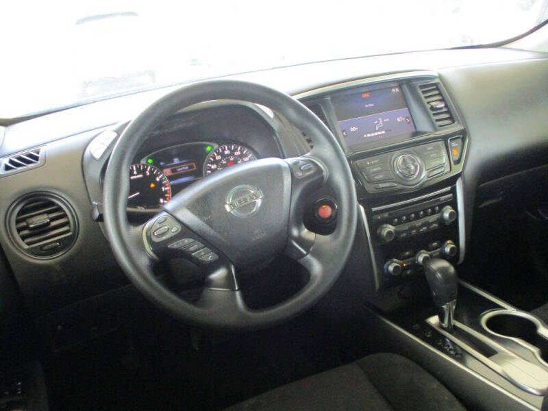 2017 Nissan Pathfinder S