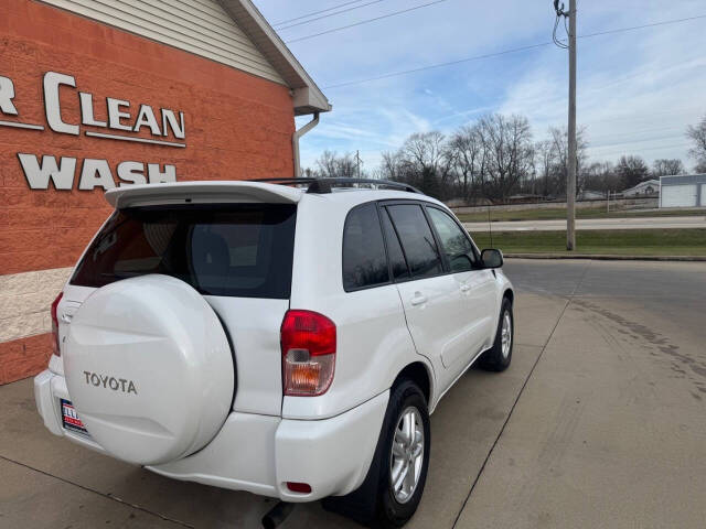 2003 Toyota RAV4 for sale at Illinois Auto Wholesalers in Tolono, IL