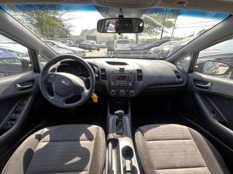 2016 Kia Forte5 LX