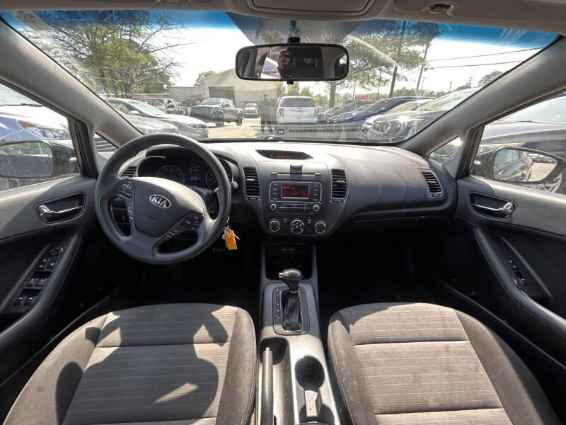 2016 Kia Forte5 LX