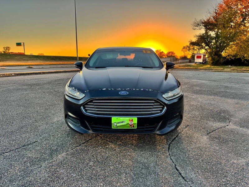 2013 Ford Fusion SE