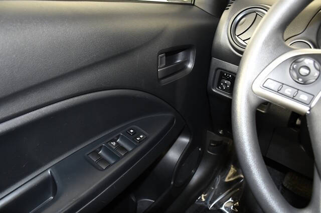 2024 Mitsubishi Mirage LE