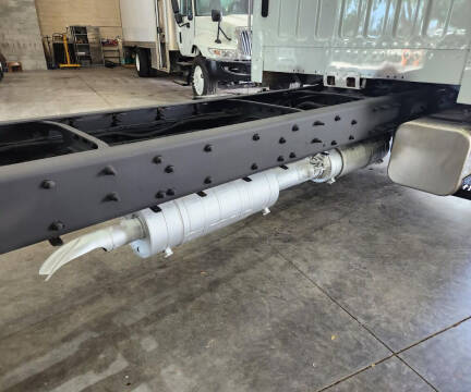 2016 Freightliner M2 106