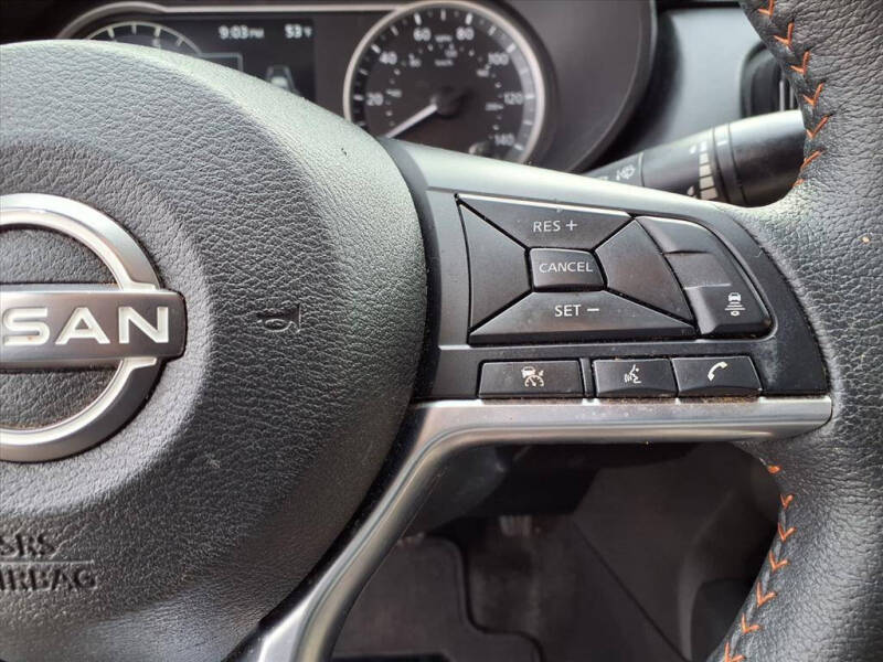 2024 Nissan Versa SR