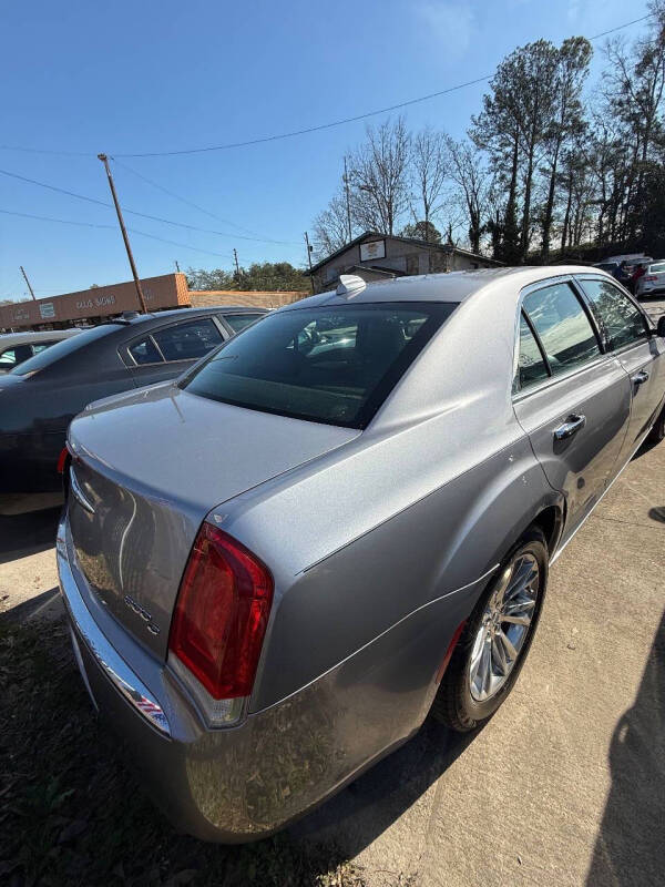 2017 Chrysler 300 C