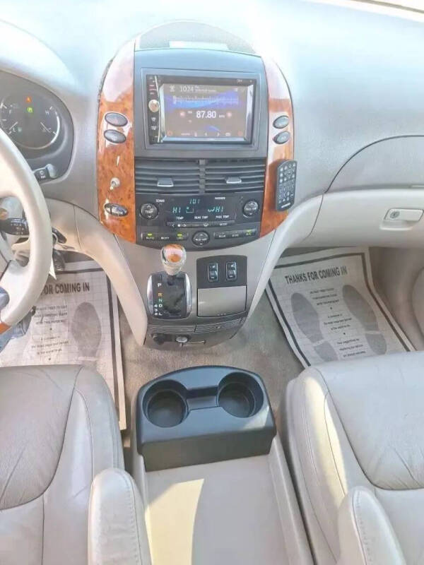 2008 Toyota Sienna