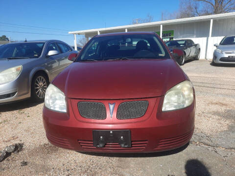 2009 Pontiac G5 for sale at Kelly's Cars in Camdenton MO