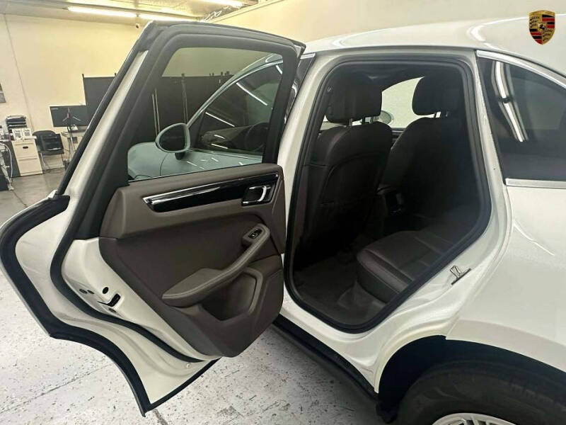 2015 Porsche Macan S