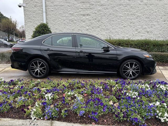 2024 Toyota Camry SE